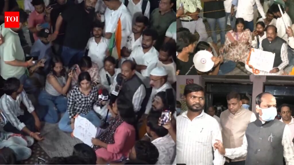 Former CM Raghubar Das meets Jharkhand protesters, gives ultimatum to Soren govt