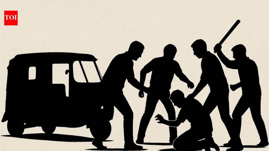 Four men drag driver out of auto, assault him with bamboo stick