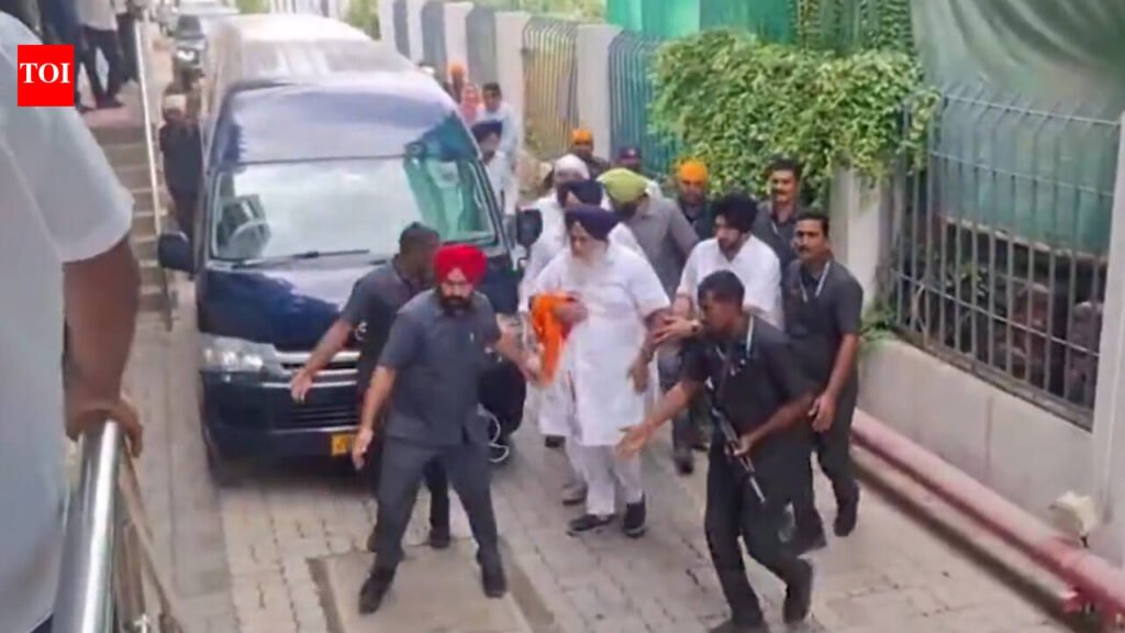 SAD chief Sukhbir Badal attacked: Accused arrested; Maharashtra CM Fadnavis orders probe