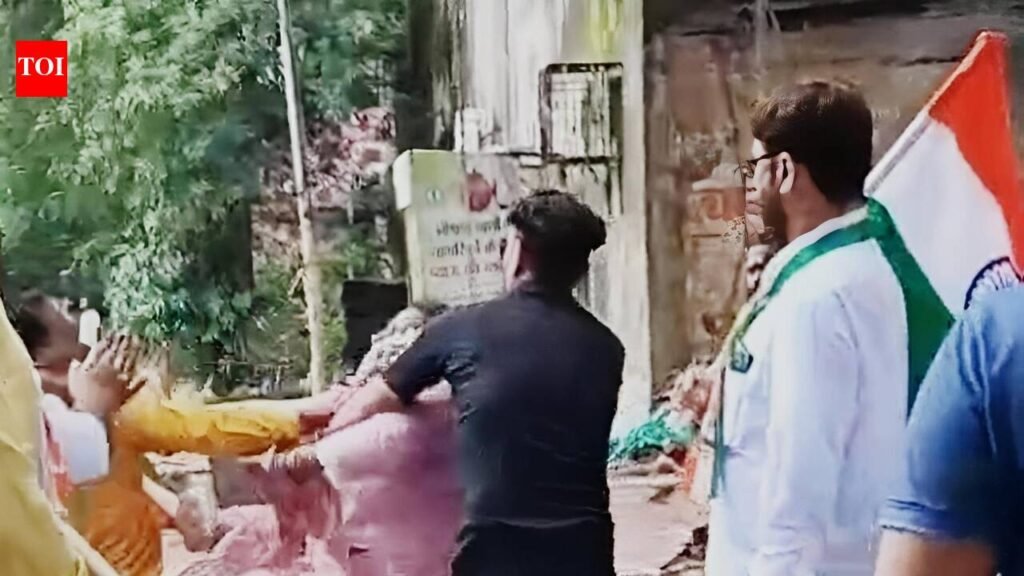 BJP’s Tiranga Yatra in Dhanbad marred by workers’ scuffle
