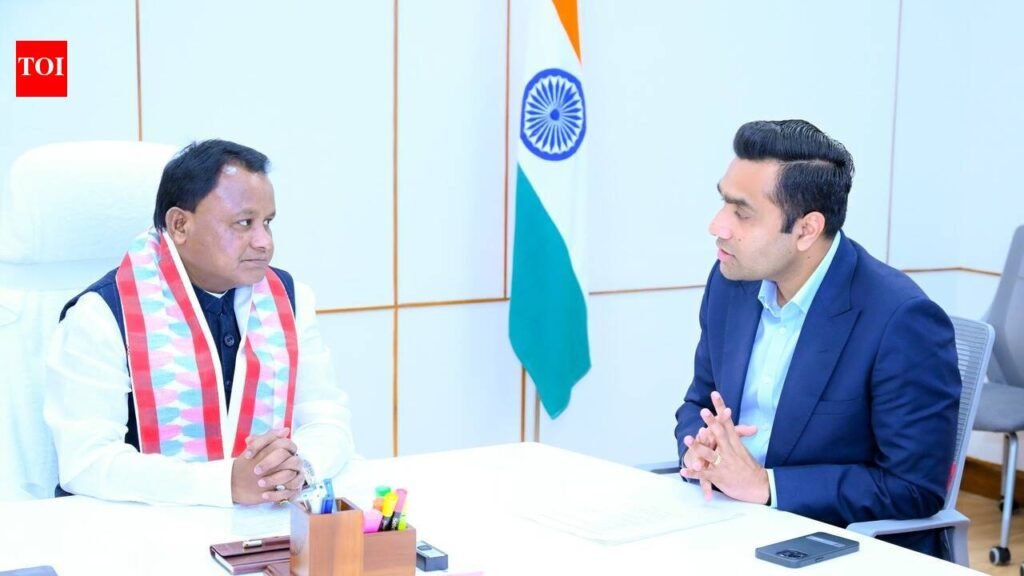 Andani Group meets CM, dy CM in clean energy push