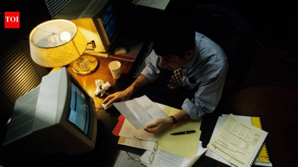 Gen Z turns down ₹1 crore job offer at 25 to avoid toxic workplace; LinkedIn reacts