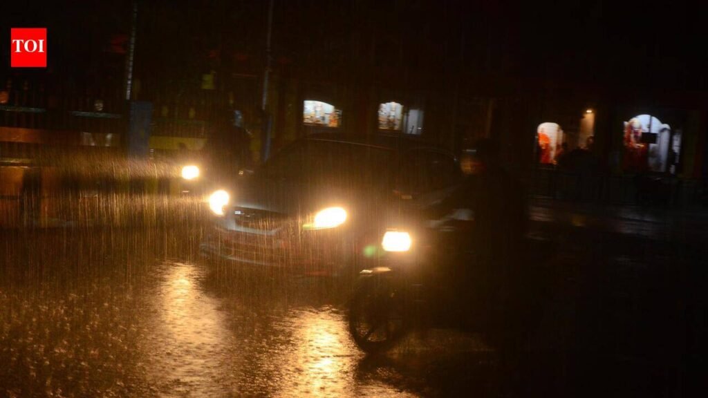 Moderate rain in city brings relief from humidity