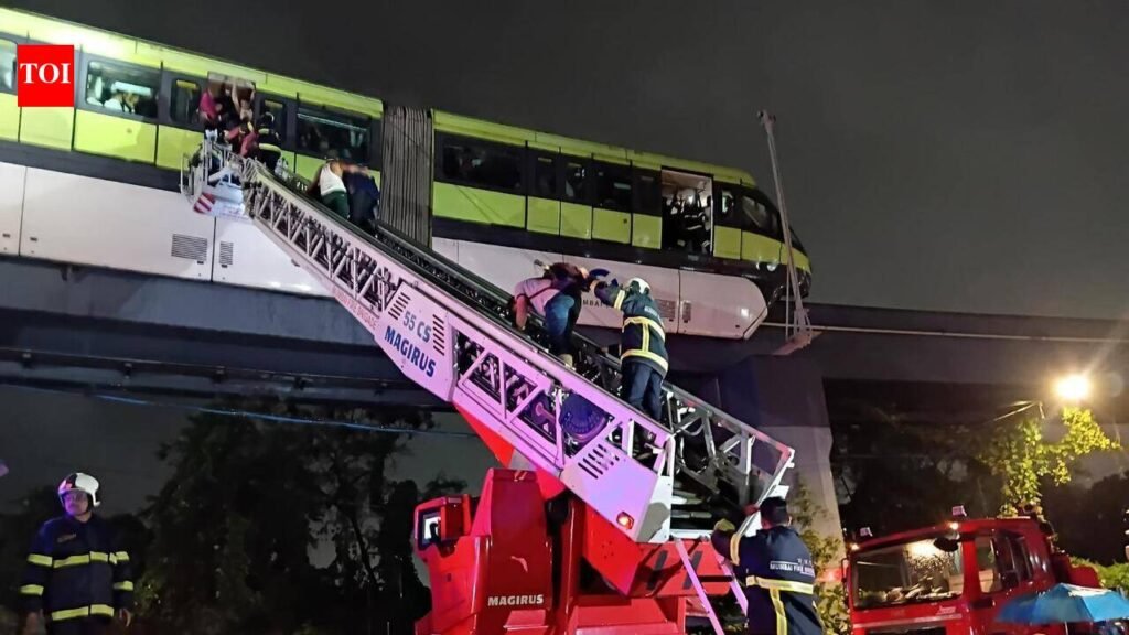 President’s Medal for Gallantry for 13 fire personnel year after Monorail rescue operation