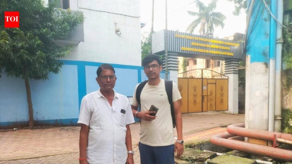 IIT Kgp student’s family alleges murder