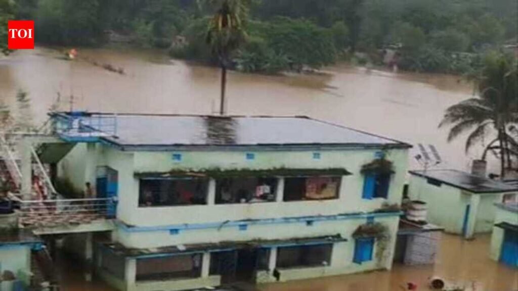 Over 300 stranded as floodwater enters residential school in Kendrapada