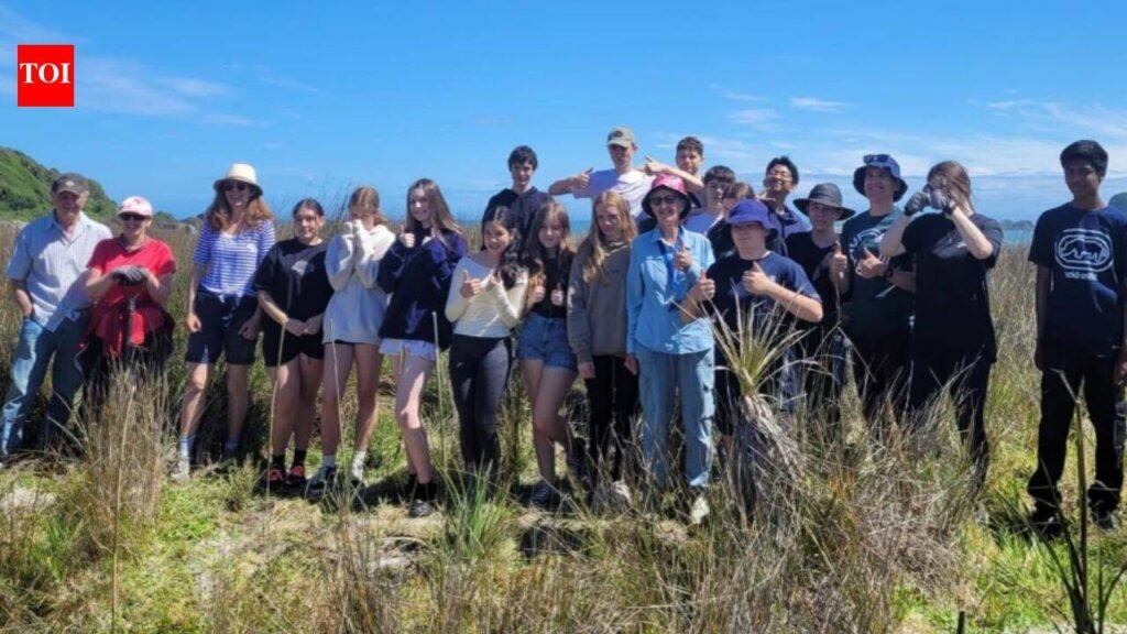 In 1997, a New Zealand teacher began planting a windswept coastal paddock with Year 9 students; 29 years later, 12,425 plants have turned it into native habitat