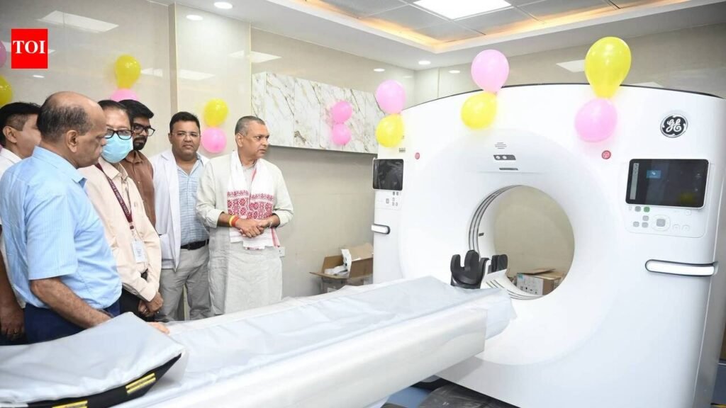 Minister inspects patient facilities & cleanliness at Silchar Medical College and Hospital | Guwahati News