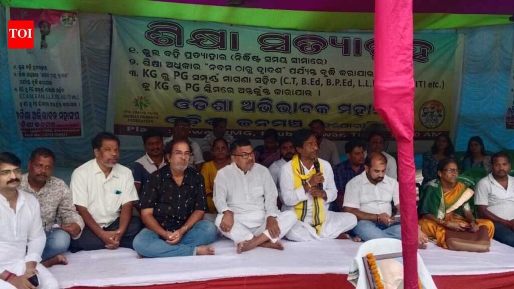 Parents’ fed begins agitation over textbook errors | Bhubaneswar News