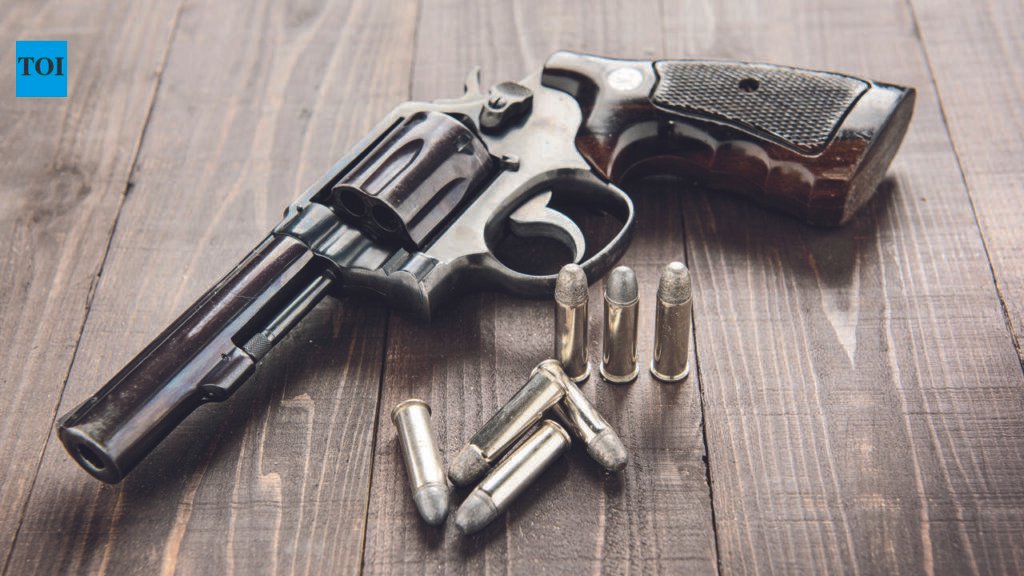 Man with criminal past shot at, attacker identified | Patna News