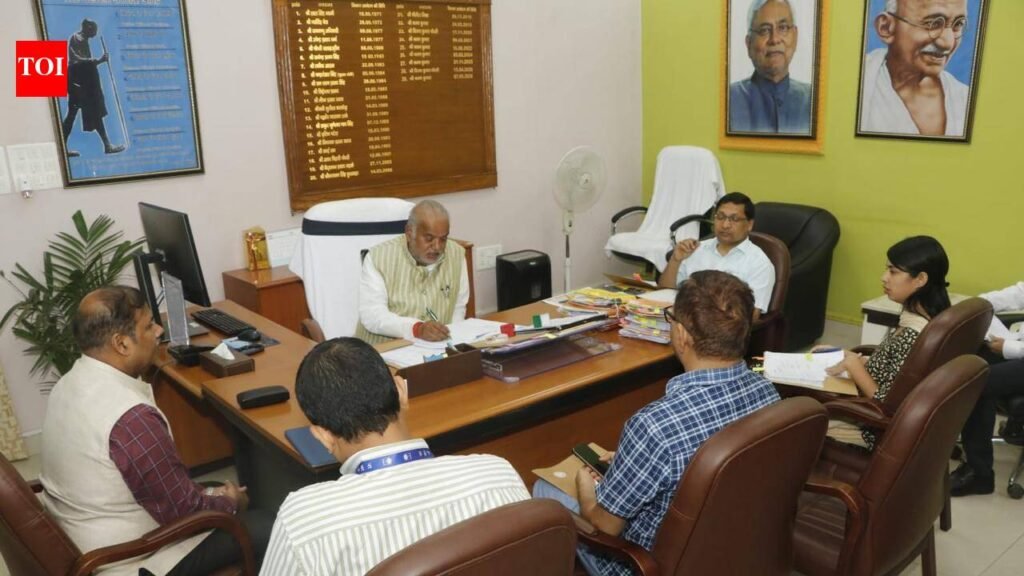 Govt identifies 725 sites for rural haats across state | Patna News