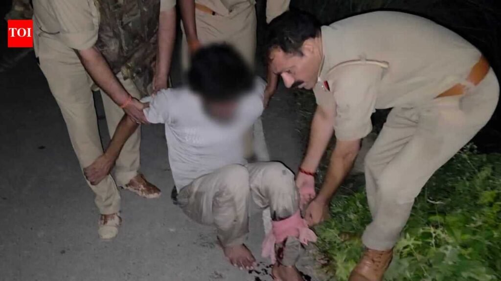 Murder attempt, kidnapping accused held | Varanasi News