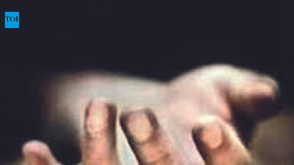Foreign national dies during questioning by railway police | Surat News