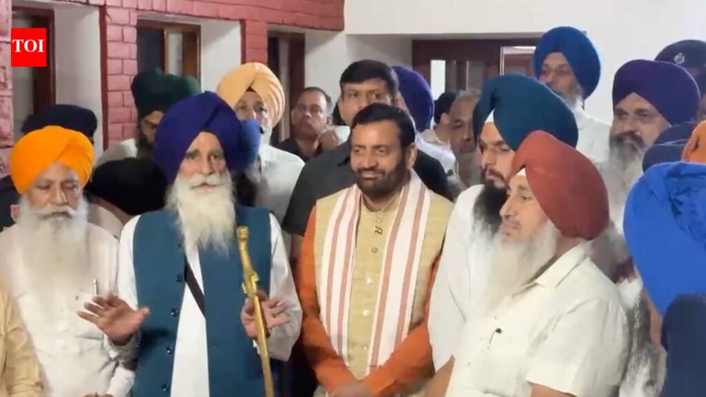 Haryana CM calls Sikh leaders’ meeting over Panjokhra Sahib row | Chandigarh News