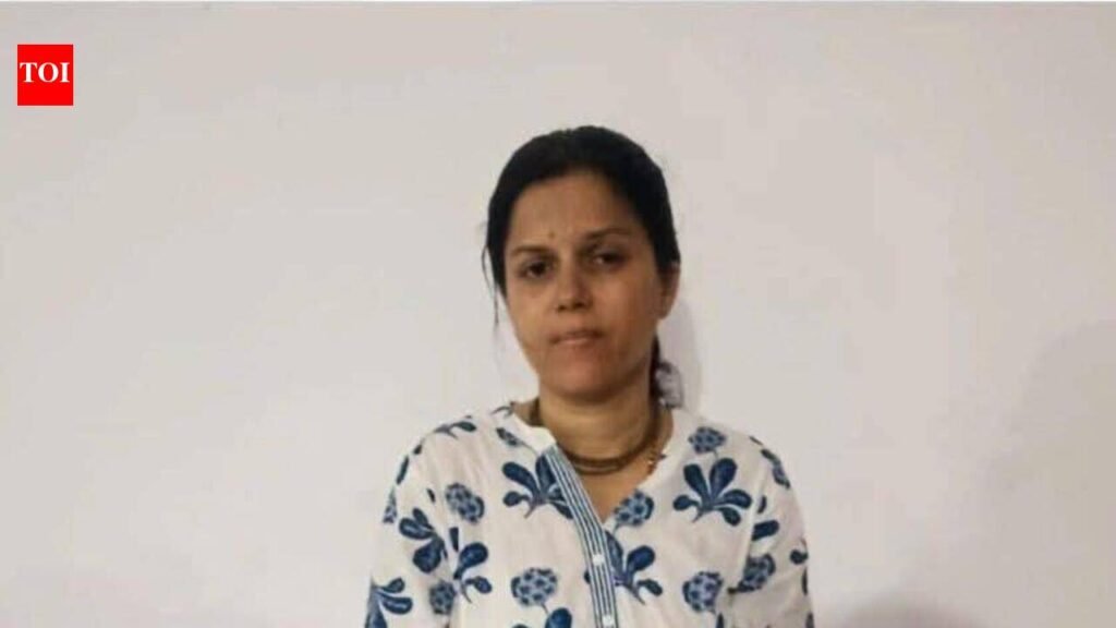 Thai woman held at Sonauli border, fake Indian IDs found on phone: FIR | Lucknow News