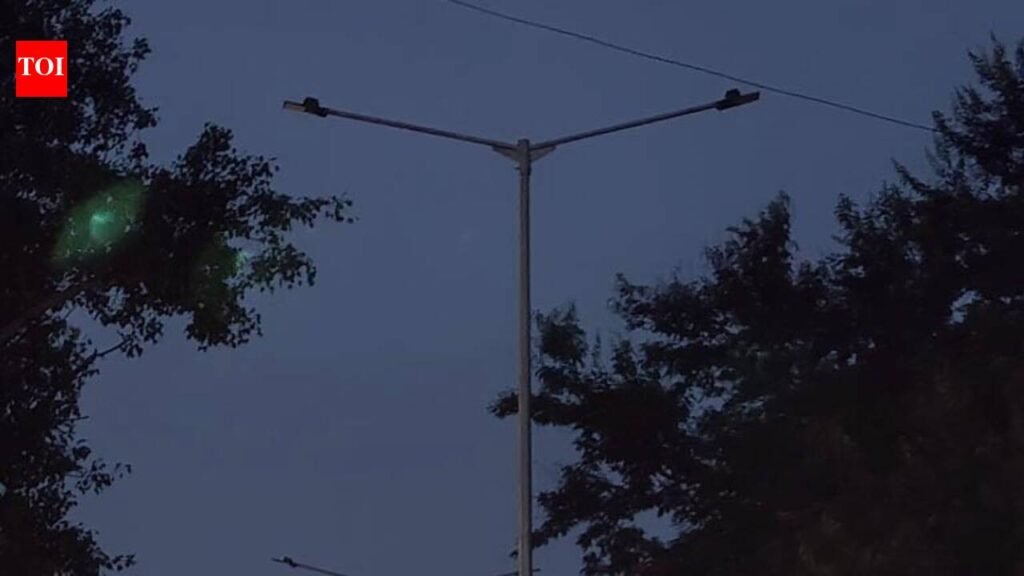 Poor street lighting leaves Ranchi outskirts in the dark | Ranchi News