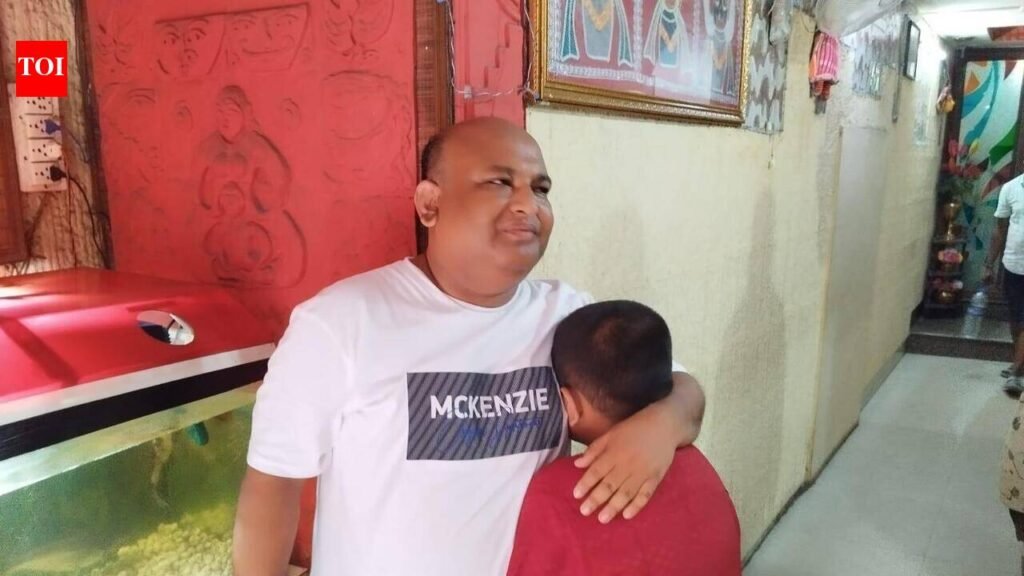 Dad saves son, escapes from burning building after going back to retrieve passports | Kolkata News