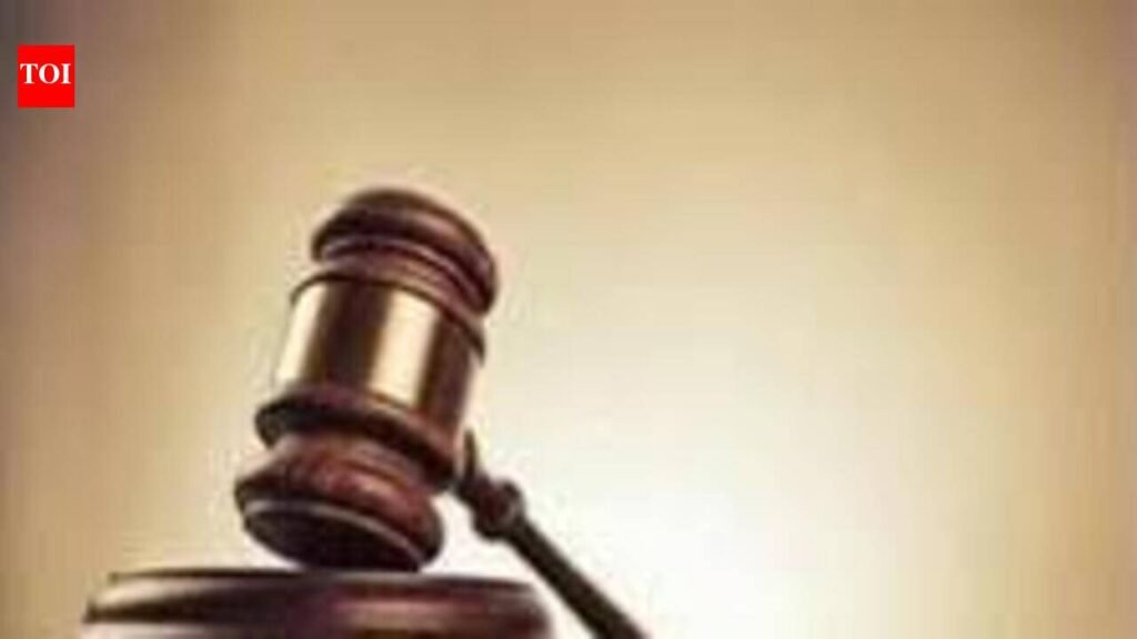 God does not discriminate: HC frowns at practice in Kanchi temple | Chennai News