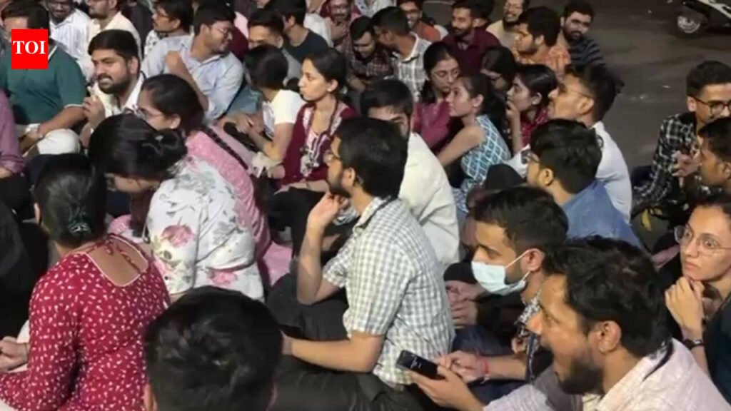 Rajkot doctor ‘slaps’ woman colleague over critical patient admission | Rajkot News