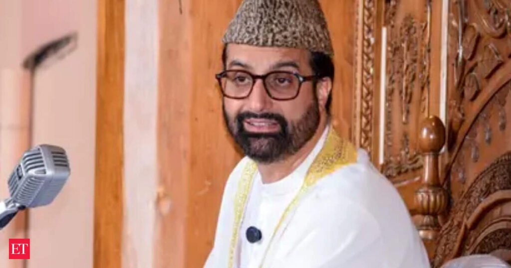 Silencing Jama Masjid pulpit now part of state policy: Mirwaiz Umar Farooq