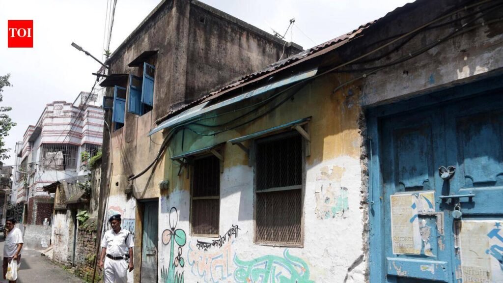 64-Year-Old Stabs Wife To Death, Ends Life In Kalighat | Kolkata News