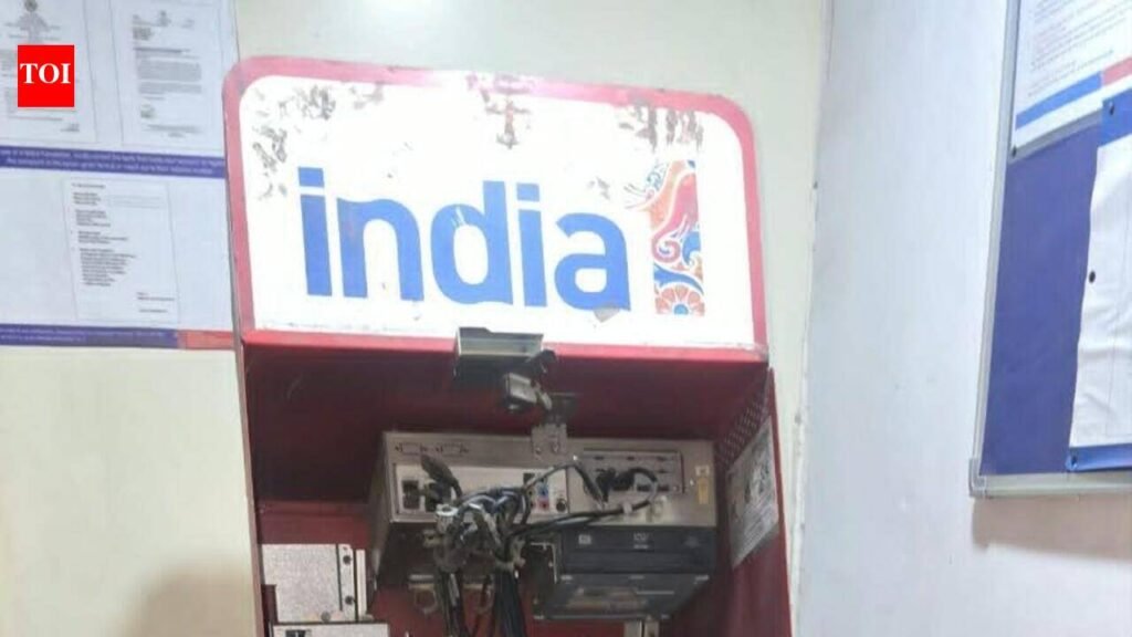 Miscreants fail to crack ATM, uproot top section and flee with components | Lucknow News