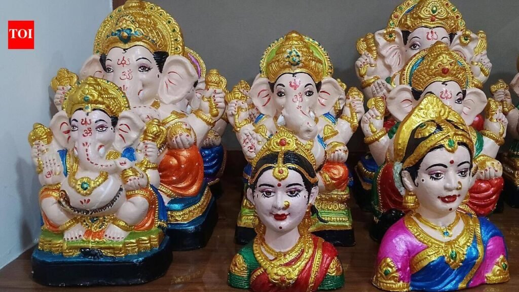 Clay shortage, labour crunch push up Ganesha idol prices in Mangaluru | Mangaluru News