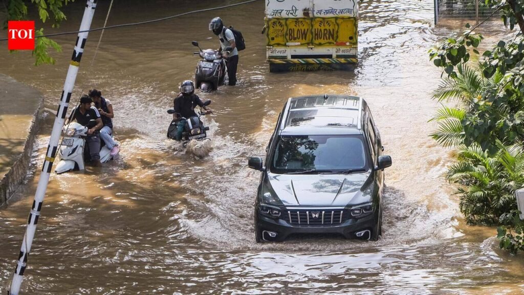 2-hour rain floods city, shuts Medanta underpass again | Gurgaon News