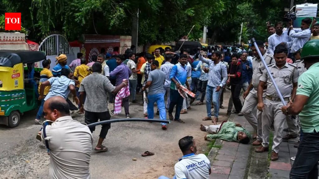 Cab assn admin held for extortion, forcing other drivers to join protest | Bhubaneswar News