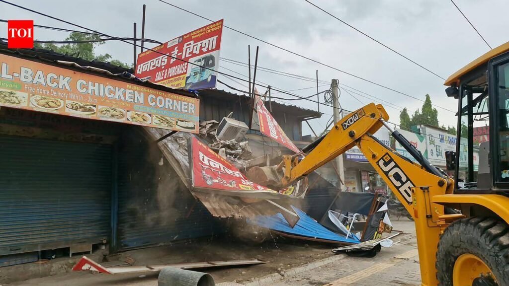 GMDA clears 16km of road corridors, launches portal to flag encroachments | Gurgaon News