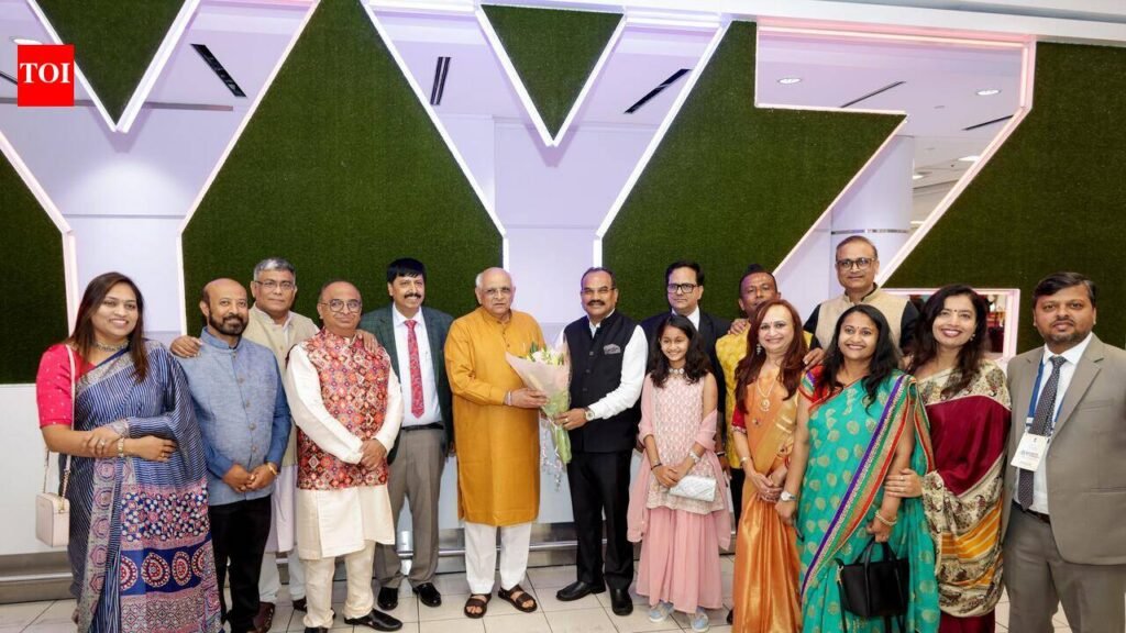 CM urge Gujarati diaspora in Canada to invest in state | Ahmedabad News