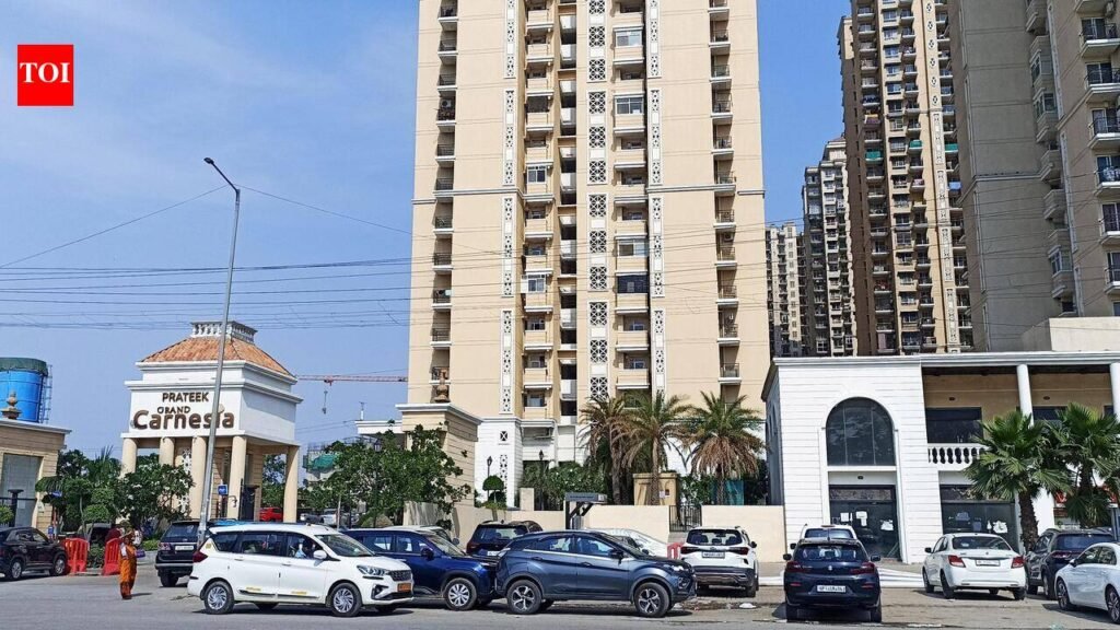 DU PhD scholar falls to death from 27th floor of Ghaziabad highrise | Noida News