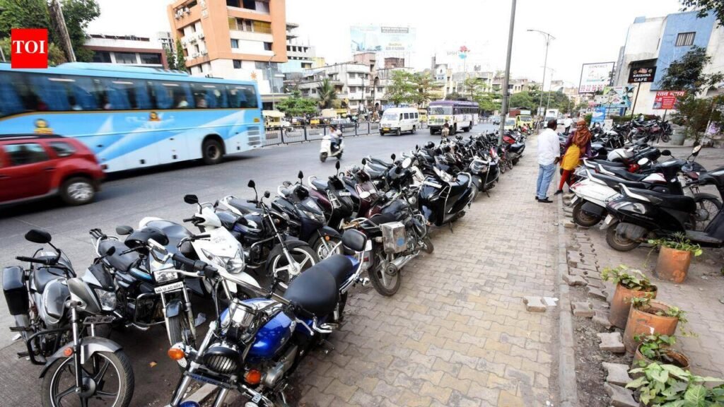 Pune: Corporators say PMC to blame for serious parking shortage in city | Pune News