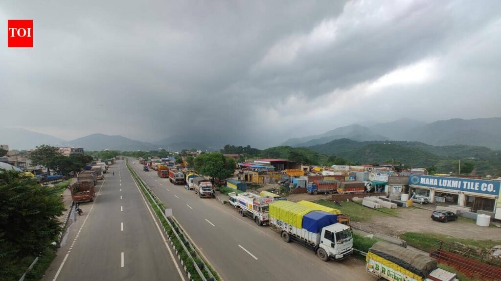 Himachal to raise 4-lane highway speed limit over 70 kmph | Chandigarh News