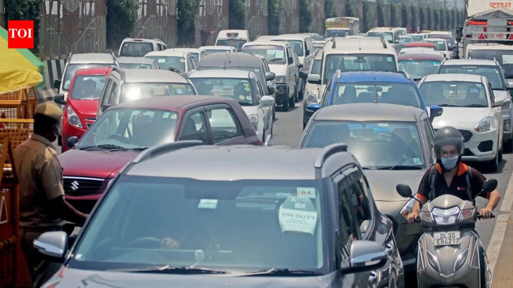 Maharashtra tops car, CV sales in Q1; UP leads in 2&3-wheelers