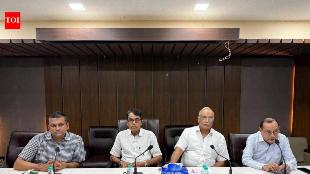 Textile processors hike job work charges by 15% | Surat News