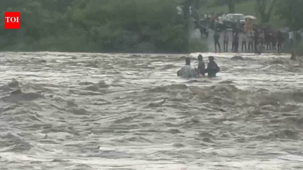 Three men rescued after being swept away by swollen Gerua river in Chatra | Ranchi News