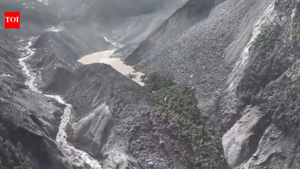 Fresh flood threat for Nepal as barrier lake breaches near China border