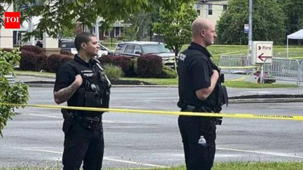 Police officer killed, another wounded in South Carolina park shooting; suspect dead