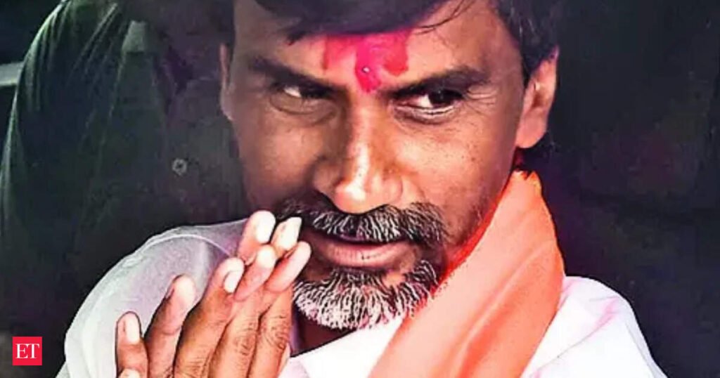 Manoj Jarange vows Mumbai march as Maratha quota fast enters second day
