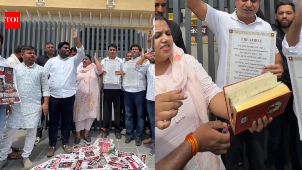 Youth Congress protests outside RSS HQ in Delhi over ‘casteist’ ideology, burns pages of Manusmriti | Delhi News