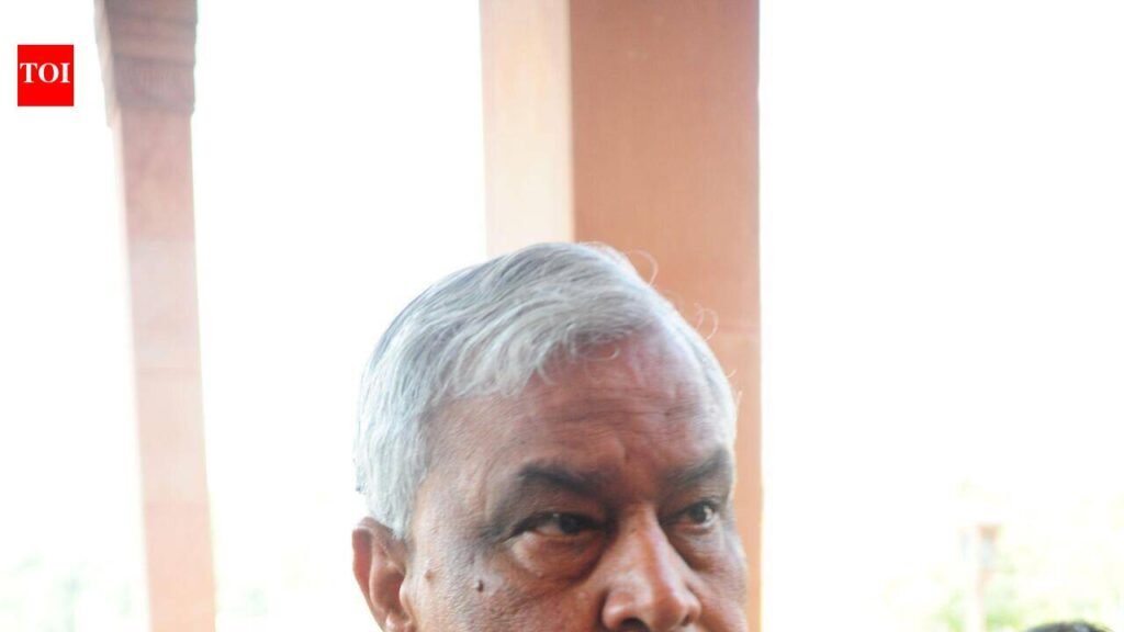 Raj min Kirori Lal Meena discharged after H1N1 treatment | Jaipur News