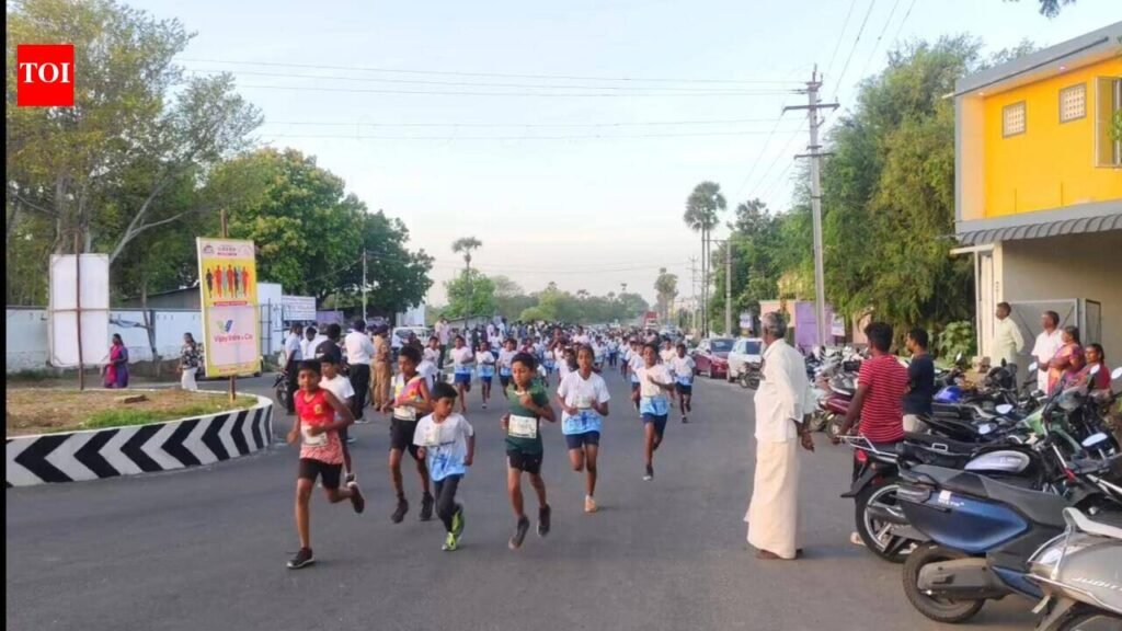 Over 1,500 participate in Chennimalai environmental awareness marathon in Erode | Coimbatore News