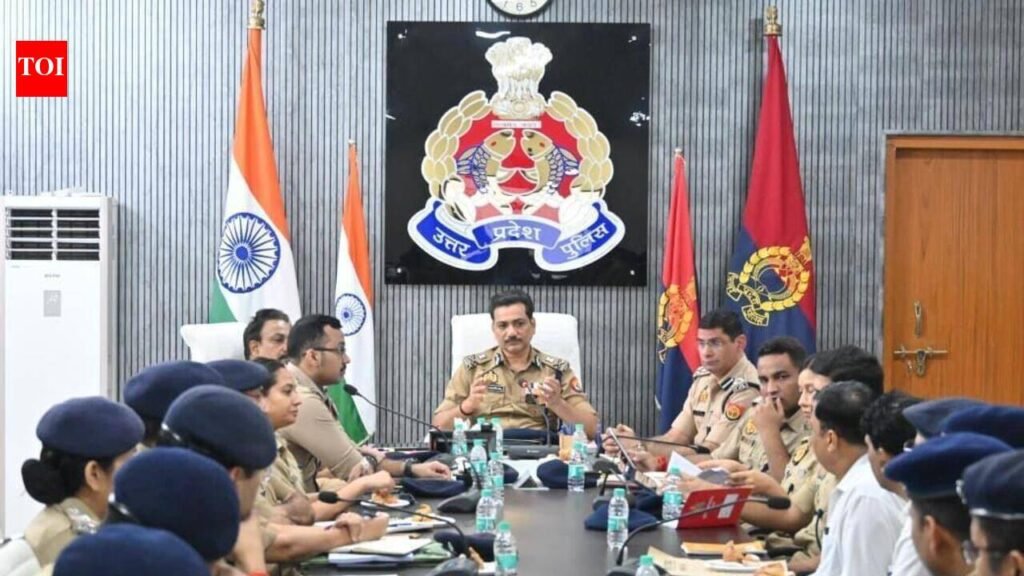 CP cracks whip on poor policing, attaches 3 officers to police lines | Varanasi News