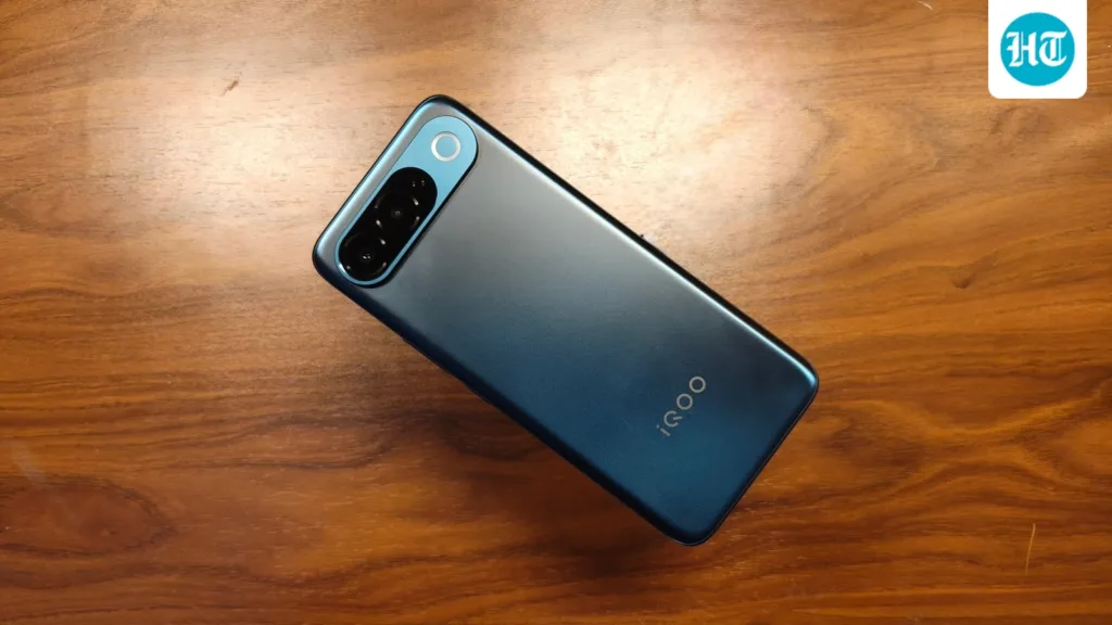 iQOO Z11 5G review: Doesn’t win every battle, but somehow wins you over
(HT Tech)