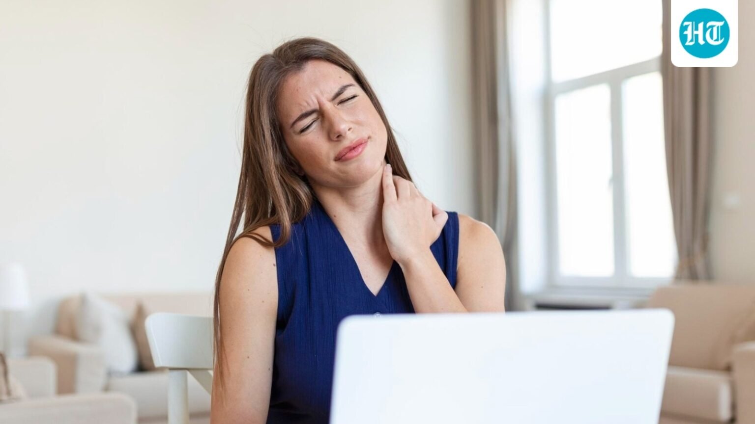 Cracking your neck when it feels stiff? Neurologist shares 9 signs when it can become serious