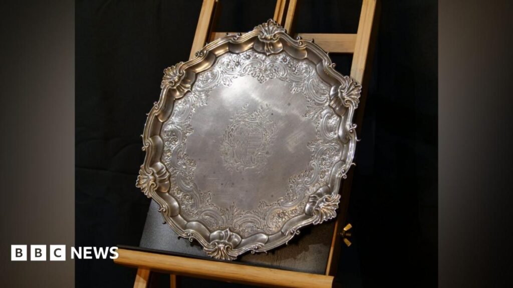 Antiques stolen in Baddesley Clinton manor house break-in