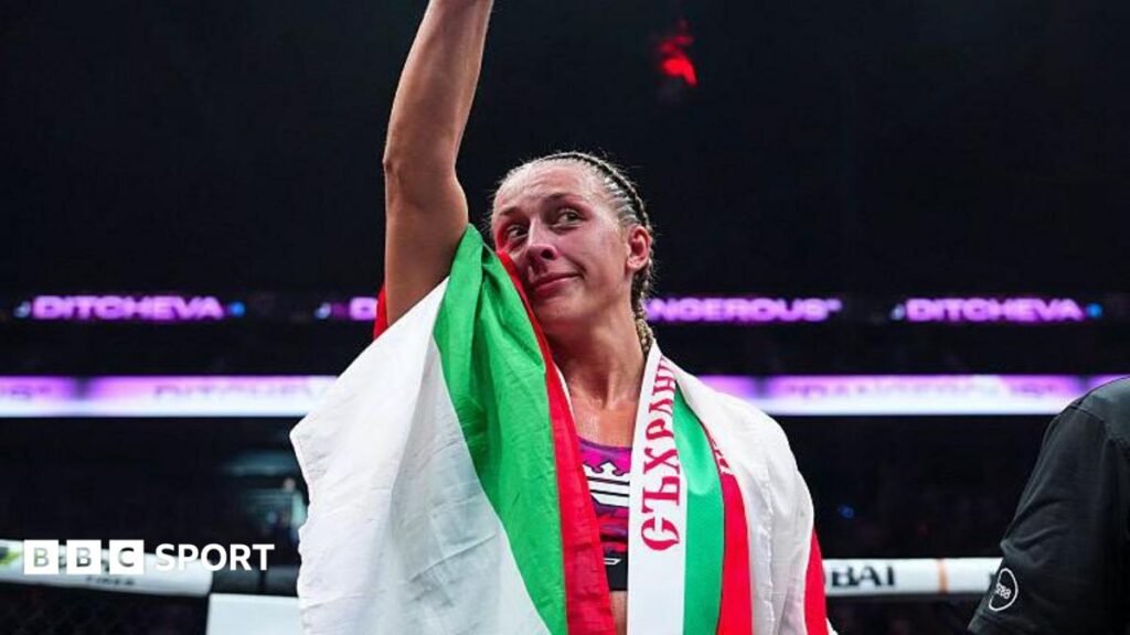 Dakota Ditcheva says she has broken both hands again