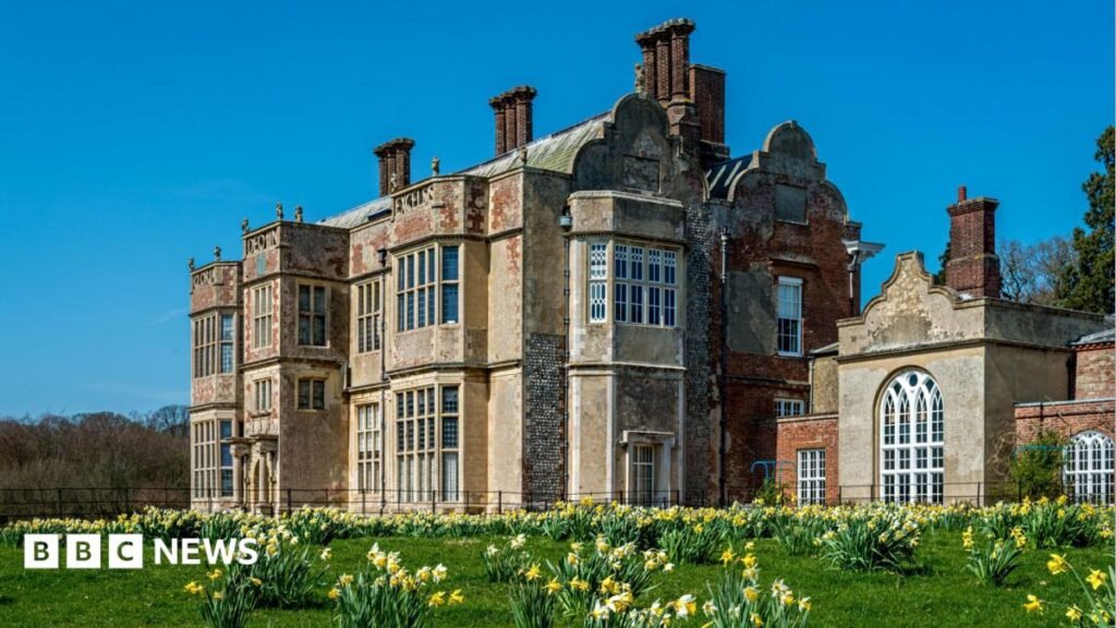 Man died at Felbrigg Hall after being ‘trampled’ by cattle