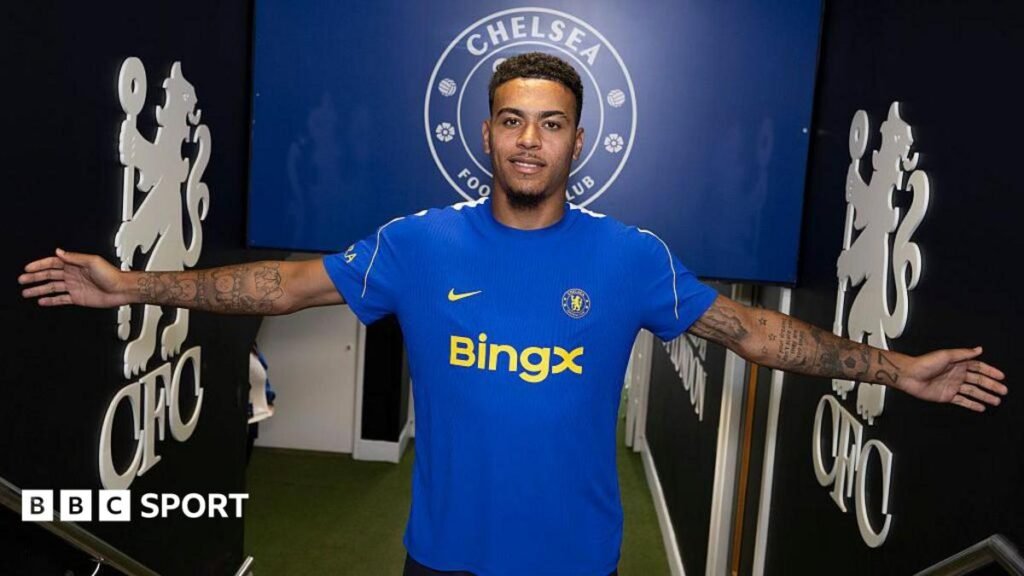 Transfer window: How do clubs prepare for signing new players?